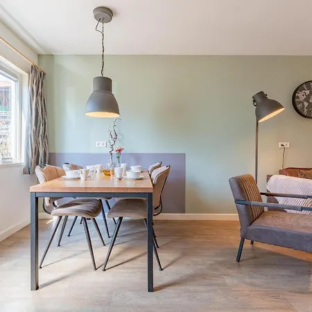 Tiny House Zwarte Mees Hulshorst