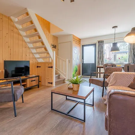 Zwarte Mees Хульсхорст